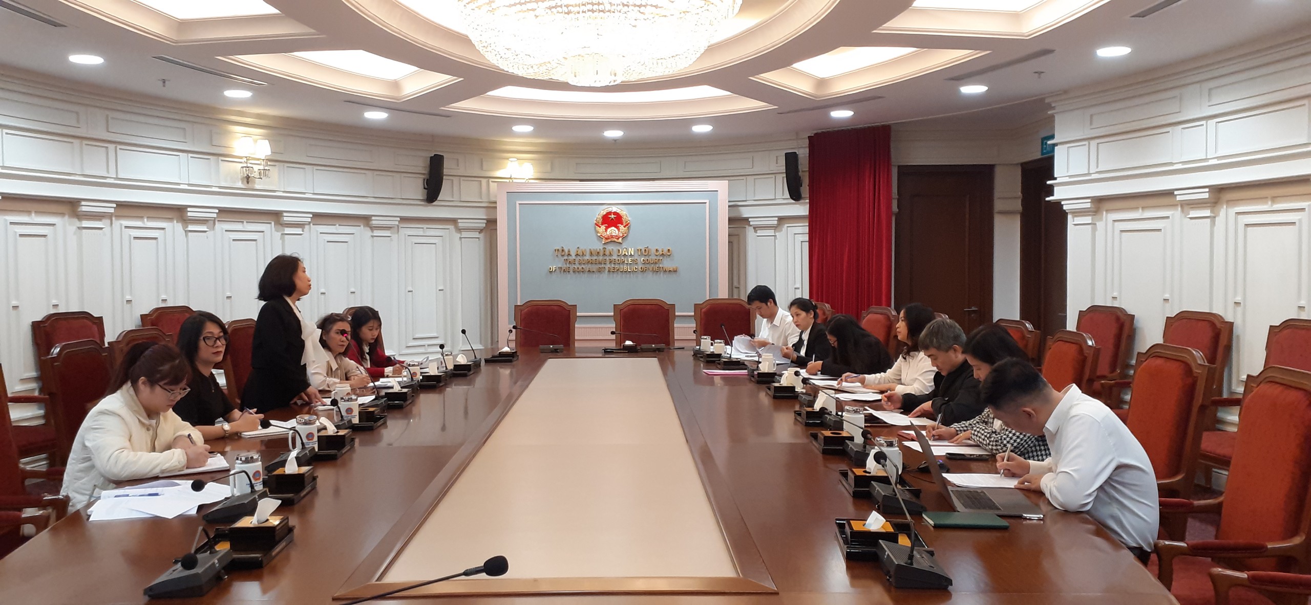 Trung tâm Lý lịch tư pháp quốc gia, Bộ Tư pháp làm việc với Vụ Tổng hợp, Tòa án nhân dân tối cao